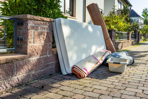 Best Attic Cleanout  in Caledonia, MI